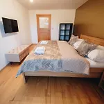Apartamento Zora Family *