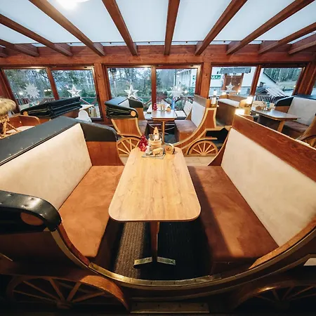 Zora Family Apartment *